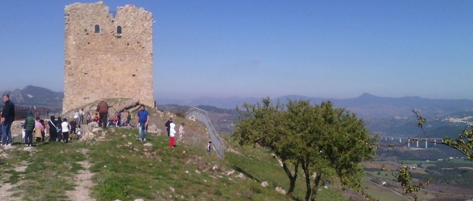 Sui sentieri secolari della Torre di Satriano